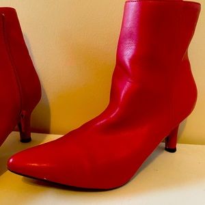 Red ankle boots size 6 1/2